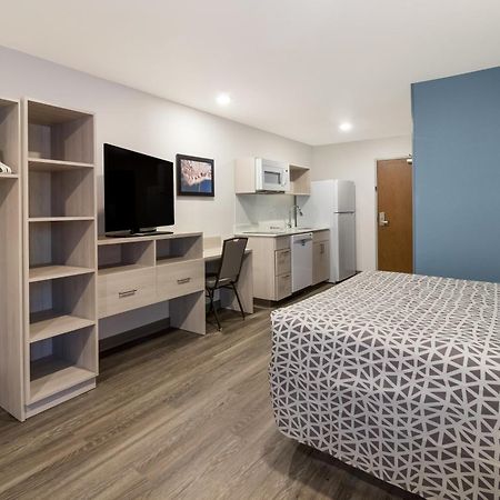 Woodspring Suites Detroit สเตอร์ลิงไฮท์ส ภายนอก รูปภาพ