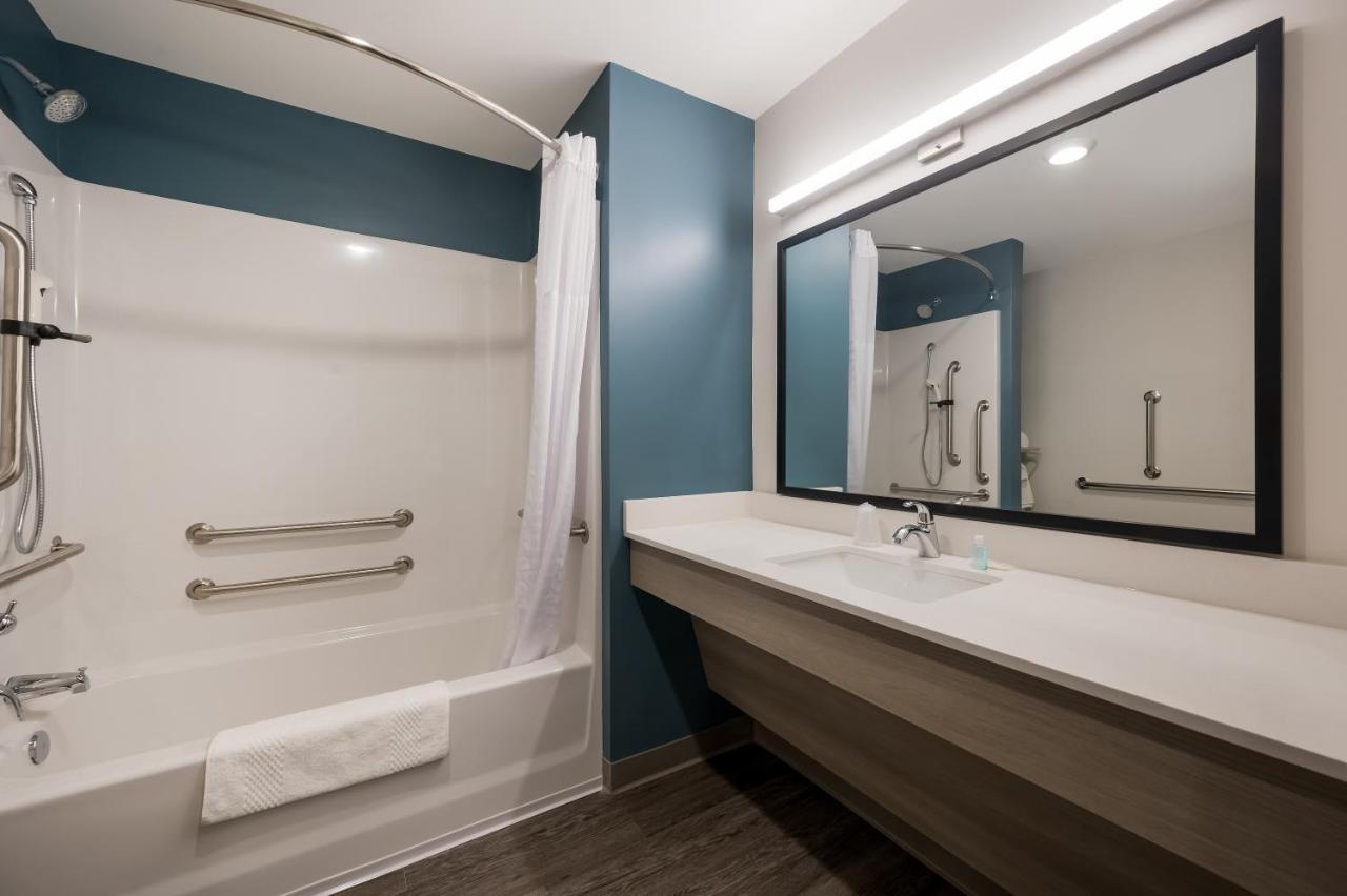 Woodspring Suites Detroit สเตอร์ลิงไฮท์ส ภายนอก รูปภาพ