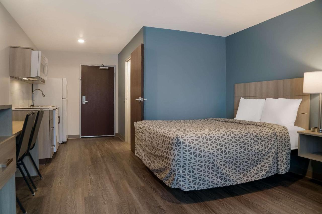 Woodspring Suites Detroit สเตอร์ลิงไฮท์ส ภายนอก รูปภาพ